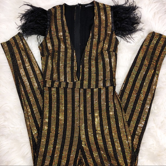 Deep V Jumpsuit - Picture 3 of 3